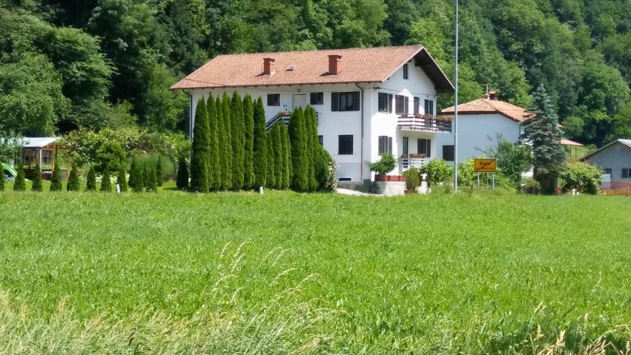 Hotel Sobe Baca Most na Soči Exteriér fotografie